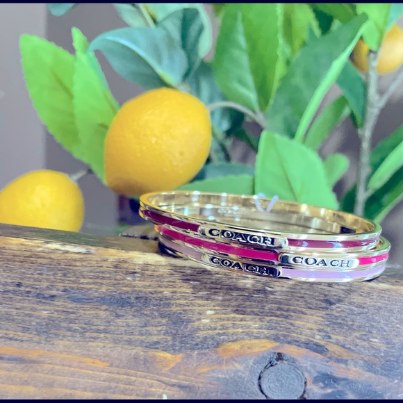 COACH BRACELET SET - Picture 1 of 5